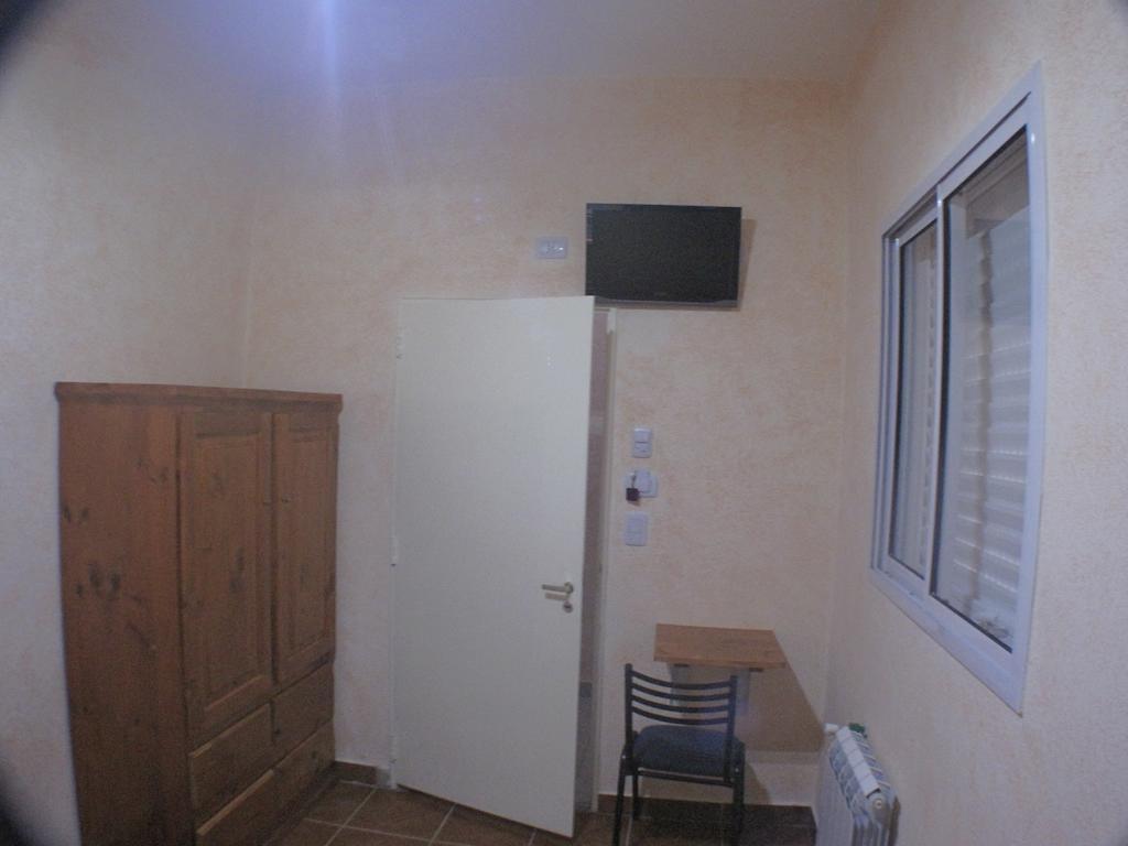 בואנוס איירס Hotel Los Cedros מראה חיצוני תמונה
